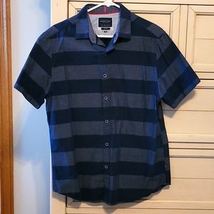 Denim & Flower Size Large, Slim Fit, Blue button down shirt